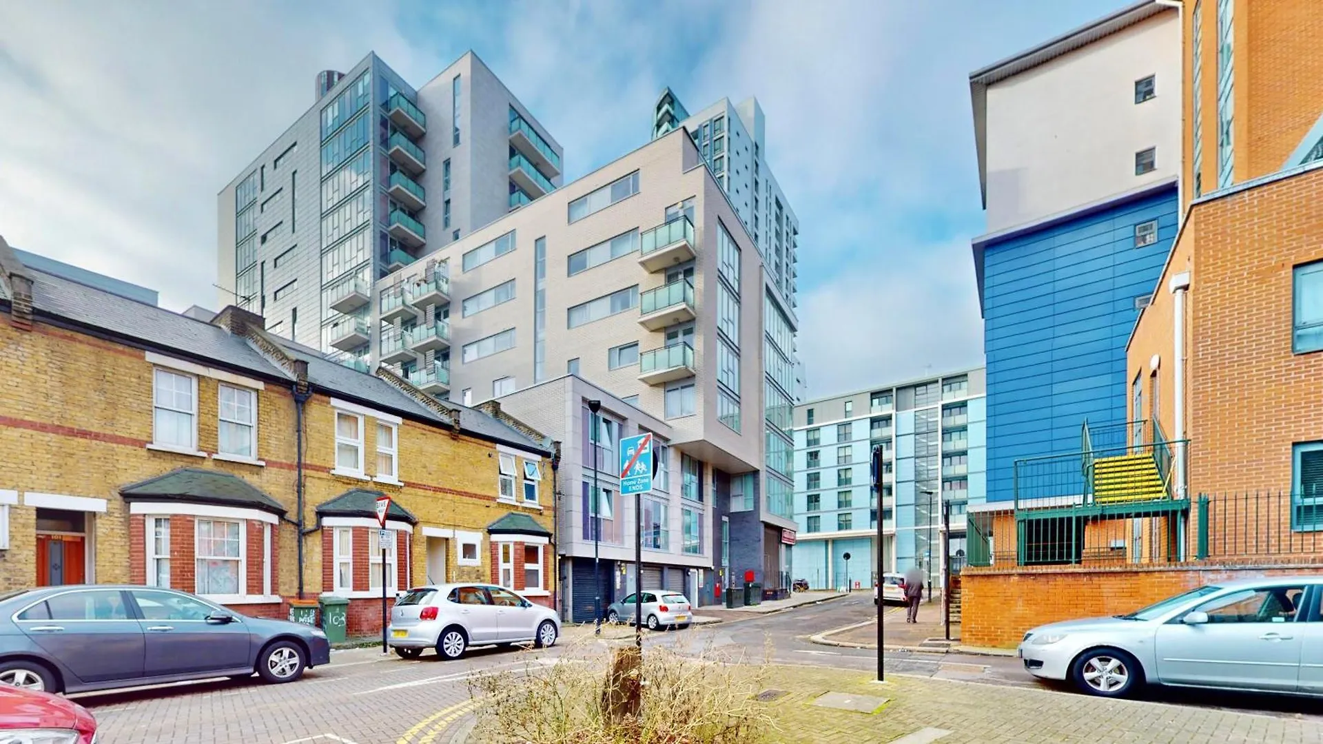 Chic & Spacious Accommodation In Stratford Westfield - O2 Arena & London Stadium Apartment